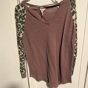 BoutiqueLeopard Sleeve Waffle Knit Top - Mauve